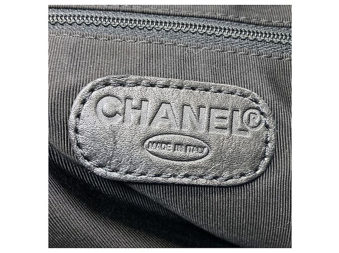 Borsa Tote Chanel Logo Nera in Pelle di Vitello Nero - vista 6
