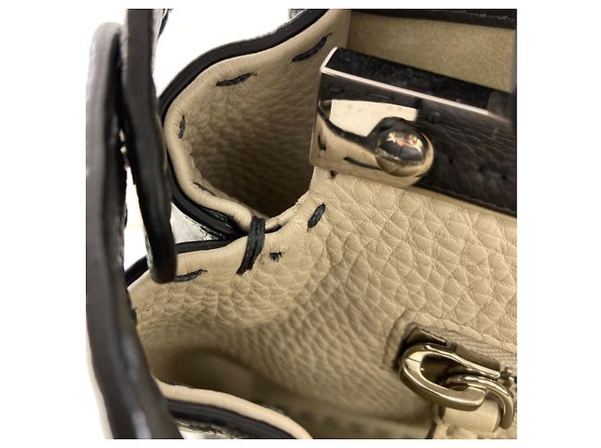 Borsa a 2 vie Fendi Peekaboo Medium Selleria Marrone - vista 16