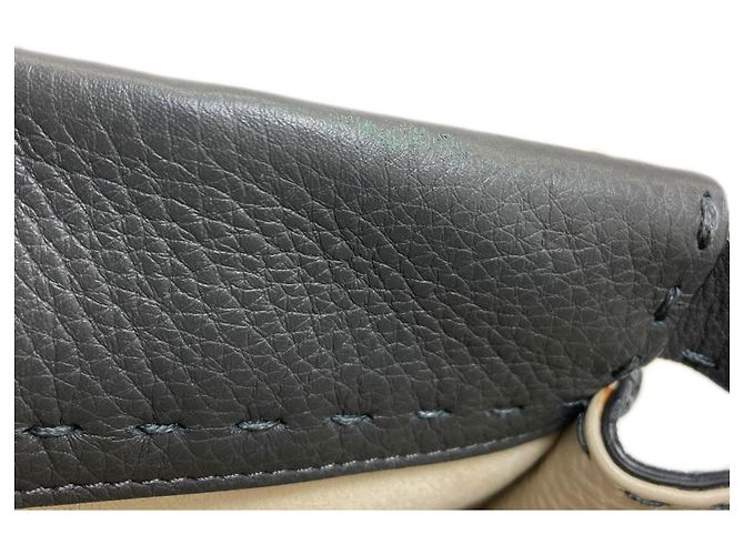 Borsa a 2 vie Fendi Peekaboo Medium Selleria Marrone - vista 17