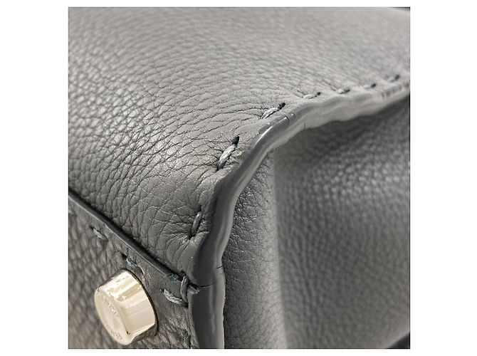 Borsa a 2 vie Fendi Peekaboo Medium Selleria Marrone - vista 26
