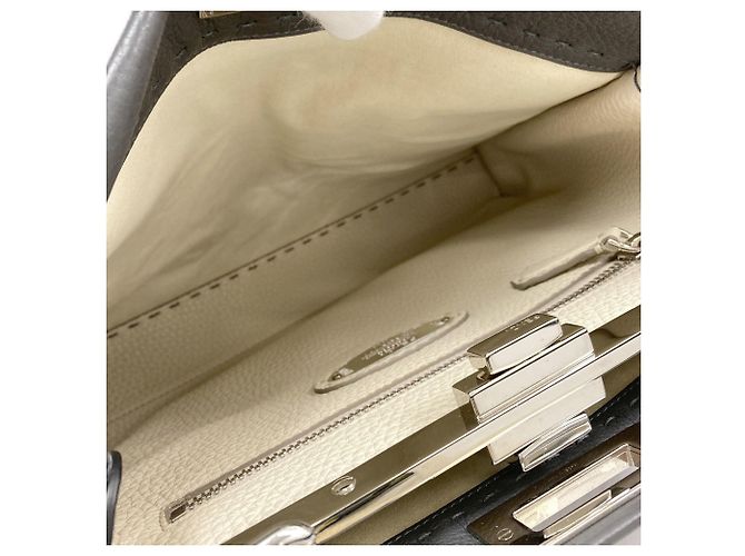 Borsa a 2 vie Fendi Peekaboo Medium Selleria Marrone - vista 5