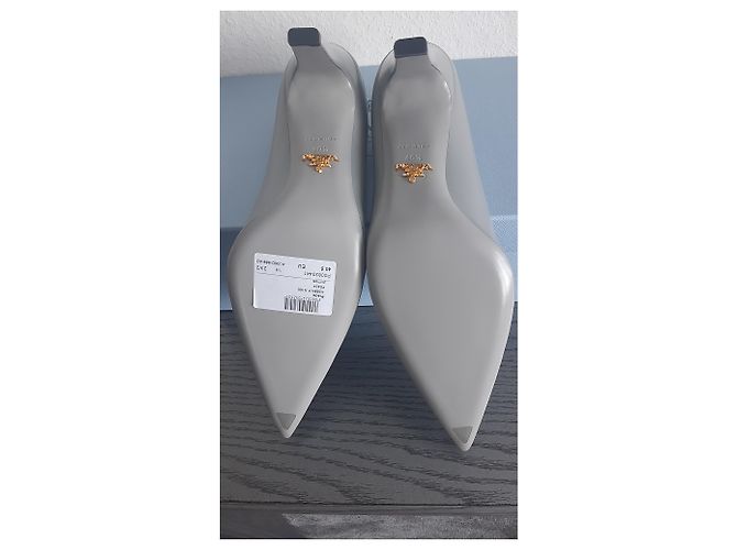 Prada Pumps Grey - view 3