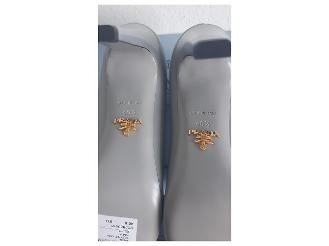 Prada Pumps Grey - view 4