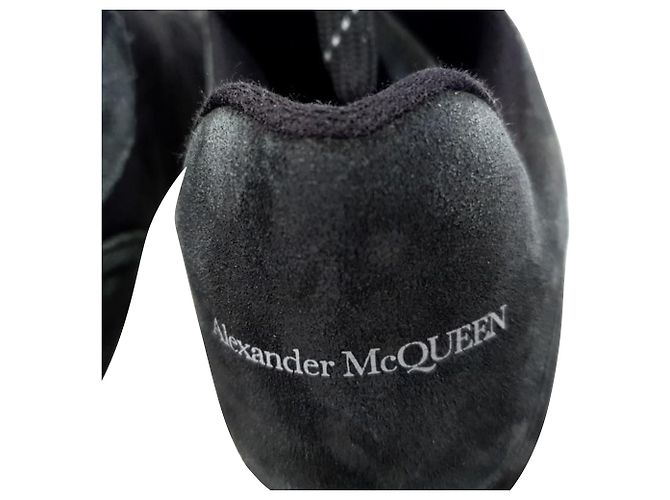 Sneakers Court Chunky Alexander Mcqueen in scamosciato nero - vista 10