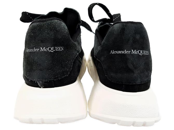 Sneakers Court Chunky Alexander Mcqueen in scamosciato nero - vista 11