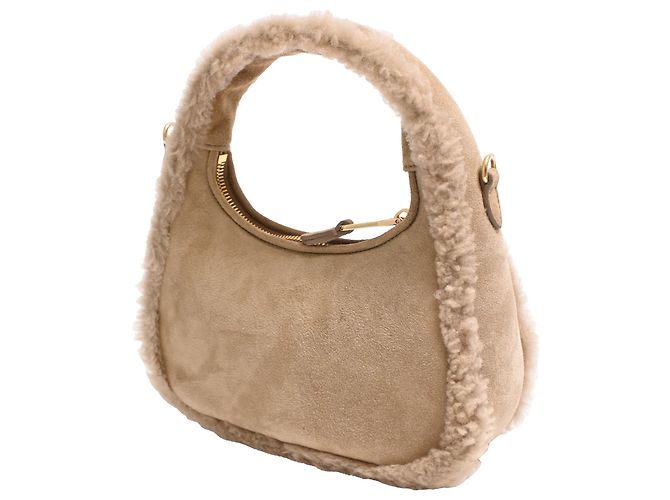 Miu Miu Wander Shearling Handtasche mit Tragegriff, aus beigem Schafsfell - Ansicht 3