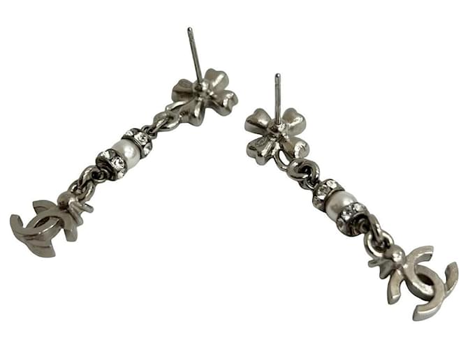 Orecchini Chanel Clover Pearl Argento - vista 5