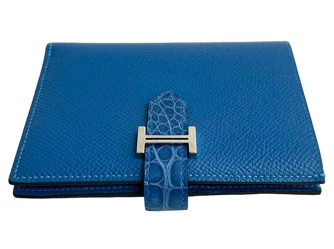 Béarn Hermès Hermes Bearn Kompaktgeldbörse aus Alligatorleder und Kalbsleder Blau - Ansicht 4