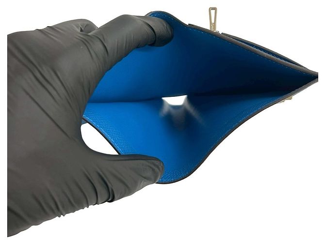 Béarn Hermès Hermes Bearn Kompaktgeldbörse aus Alligatorleder und Kalbsleder Blau - Ansicht 9