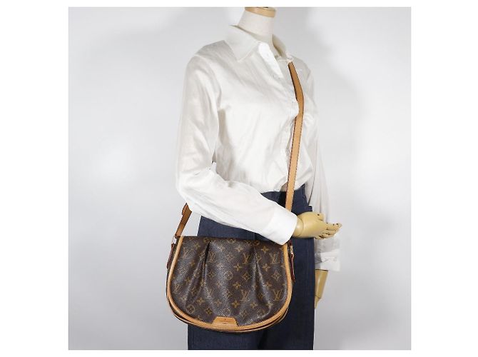 Borsa a tracolla Louis Vuitton Menilmontant Monogram Marrone - vista 19