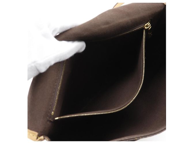 Borsa a tracolla Louis Vuitton Menilmontant Monogram Marrone - vista 6