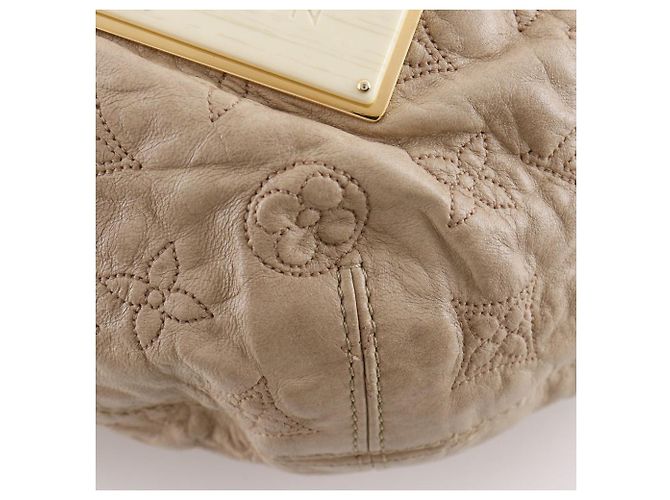 Borsa a Spalla Louis Vuitton Nimbus GM Monogram Lambskin Beige - vista 5