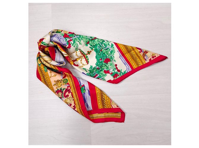 Gianni Versace Foulard Atelier Versace in seta con scene rinascimentali Multicolore - vista 9