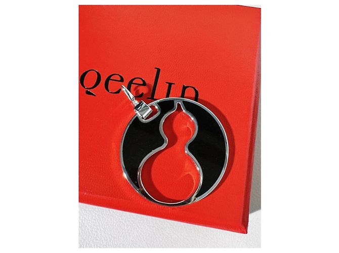 Autre Marque Collana con Pendente Qeelin Retro Pattern in Oro Bianco e Agata Nera Nero - vista 5