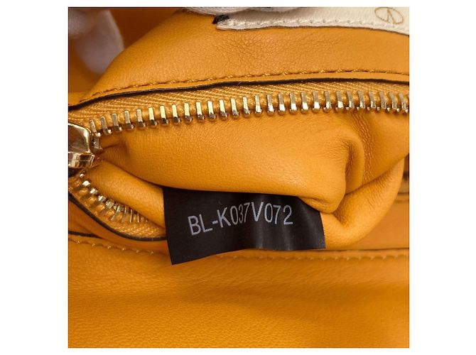 Autre Marque Borsa a mano 2-Way in pelle borchiata Valentino Arancione - vista 7