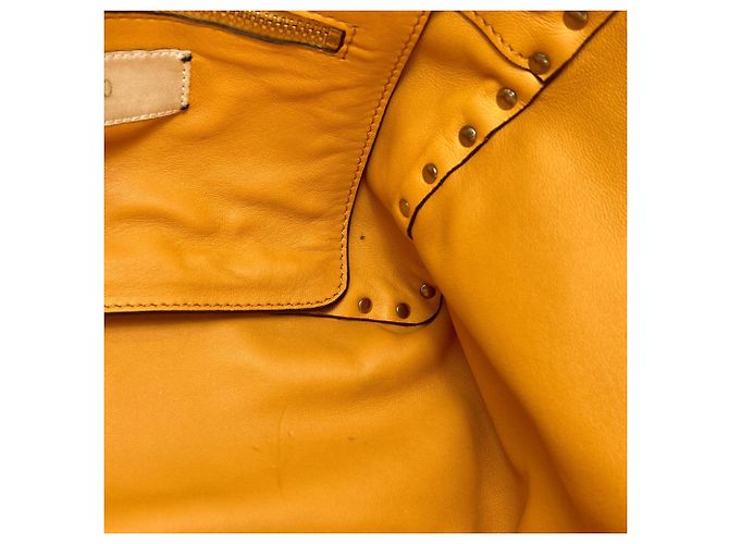 Autre Marque Borsa a mano 2-Way in pelle borchiata Valentino Arancione - vista 9