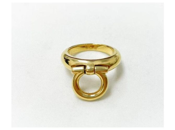 Anello Salvatore Ferragamo Gancini in oro giallo 18K D'oro - vista 6
