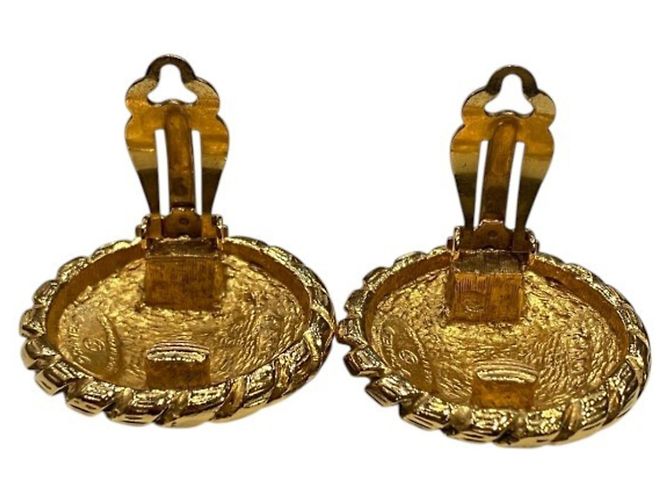 Orecchini a clip Vintage Chanel Coco Mark Gold D'oro - vista 4