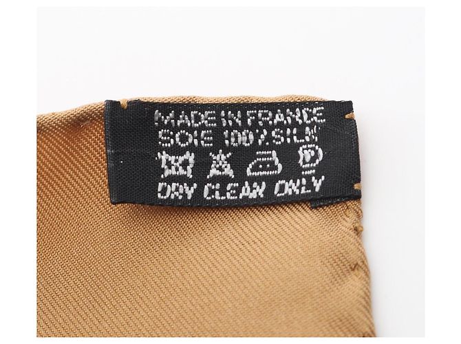 Hermès Sciarpa Hermes Carre 90 A Walk in the Park Multicolore Beige - vista 3