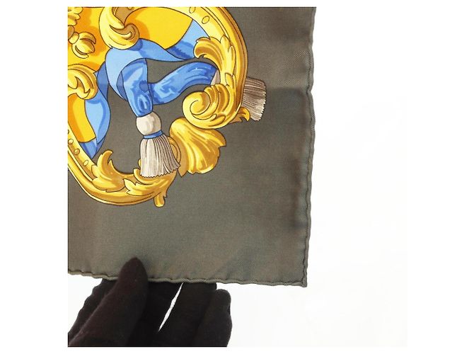 Foulard Hermès Carre 90 Ferronnerie Marrone Blu Giallo - vista 7