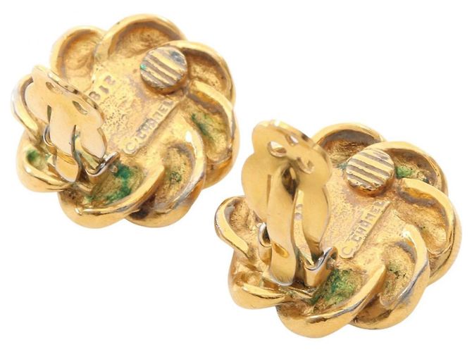 Orecchini a clip Chanel placcati oro con perle sintetiche Bianco D'oro - vista 2