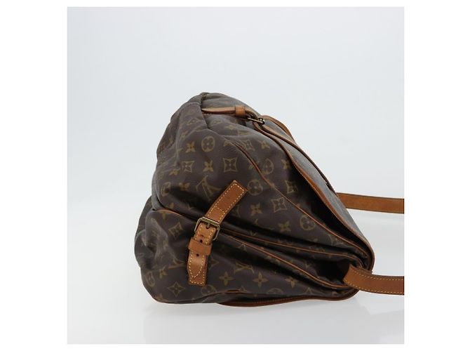 Louis Vuitton Saumur Monogram Canvas 35 Marrone - vista 3