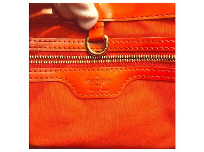 Borsa Louis Vuitton Vernis Wilshire PM Arancione - vista 4