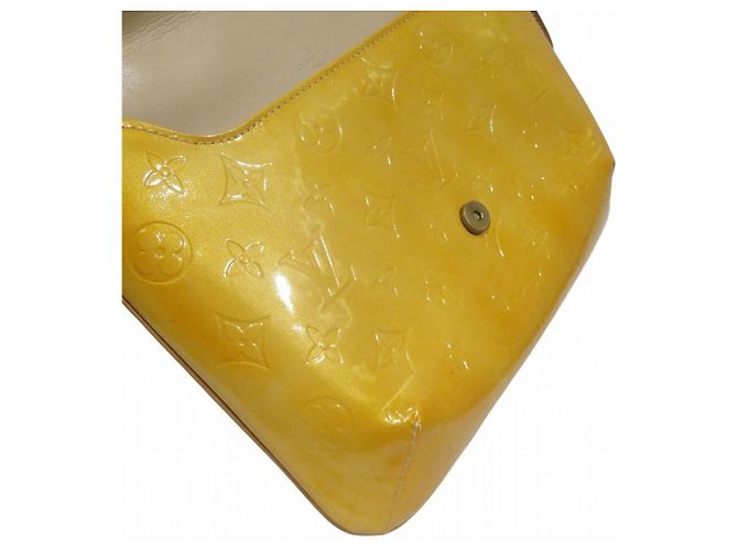Borsa Louis Vuitton Vernis Thompson Street Giallo - vista 8