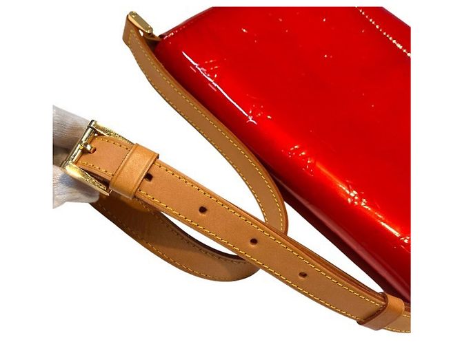 Borsa Louis Vuitton Vernis Thompson Street Rosso - vista 6