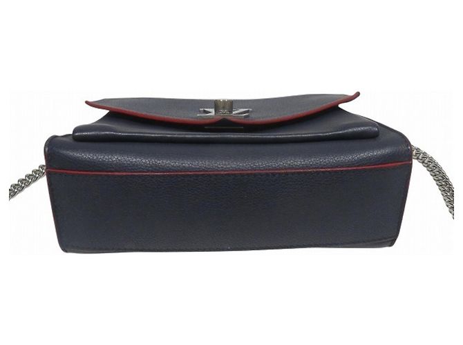 Borsa Louis Vuitton MyLockme BB Rosso - vista 3