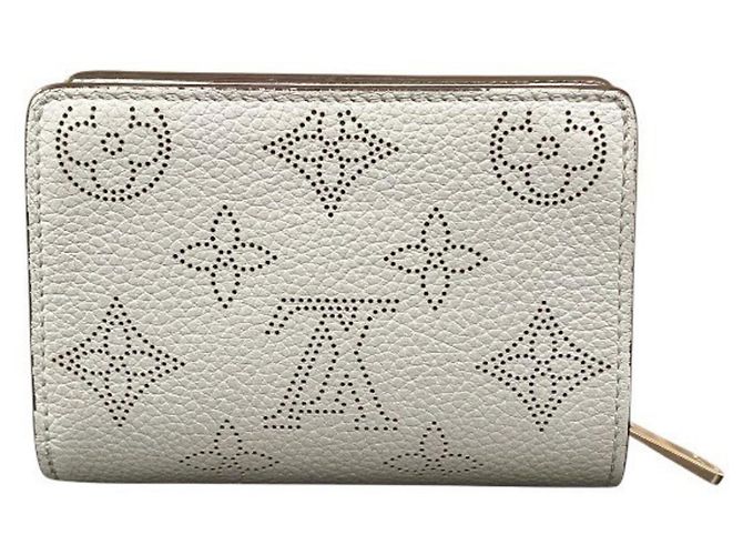 Cartera bi-fold Louis Vuitton Mahina Portefeuille Claire Castaño - vista 2