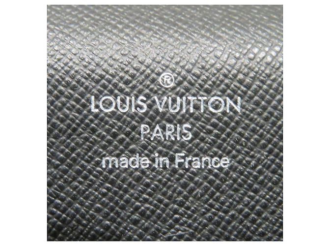 Valigetta Louis Vuitton Taiga Robusto Nero Grigio - vista 4