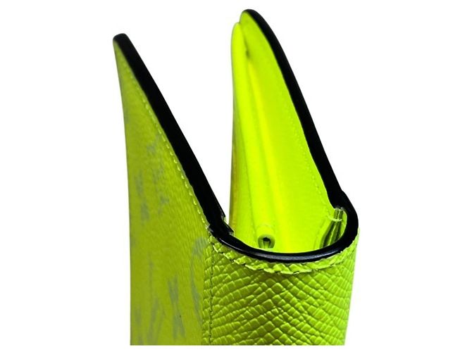 Portafoglio lungo Louis Vuitton Taigarama Portefeuille Brazza NM Giallo - vista 9