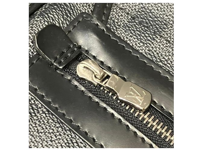 Borsa a tracolla Louis Vuitton Daniel MM Nero - vista 8