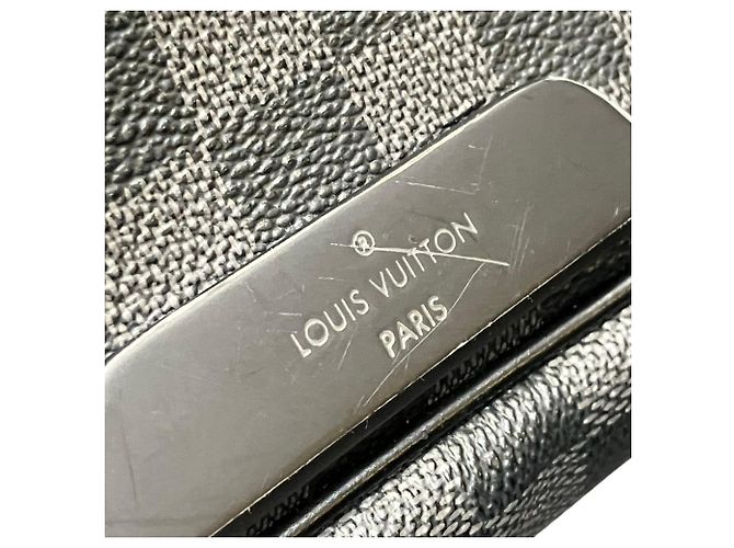 Borsa a tracolla Louis Vuitton Daniel MM Nero - vista 9