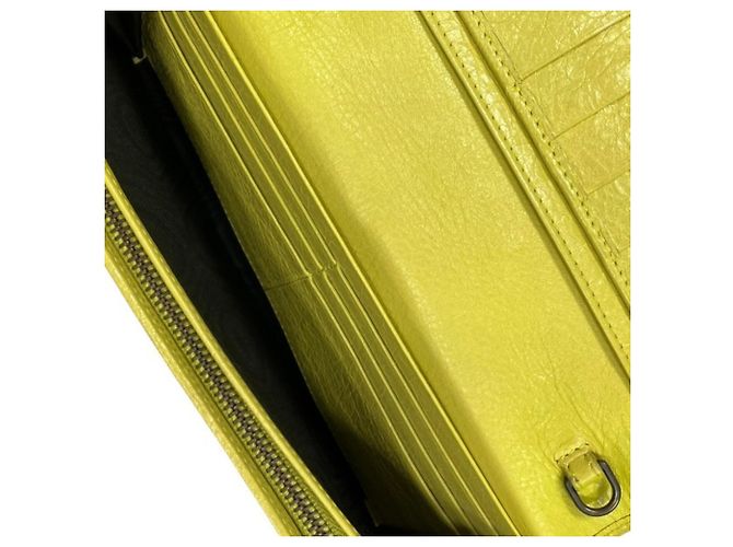 Portafoglio con tracolla Balenciaga Classic 253040 Giallo - vista 6