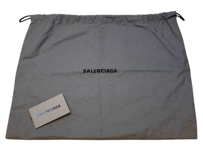 Borsa a mano Balenciaga Le Cagoul Panier Small Rosa - vista 5