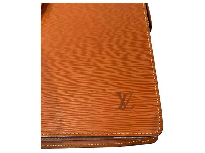 Borsa Louis Vuitton Epi Serviette Fermoire D'oro - vista 8