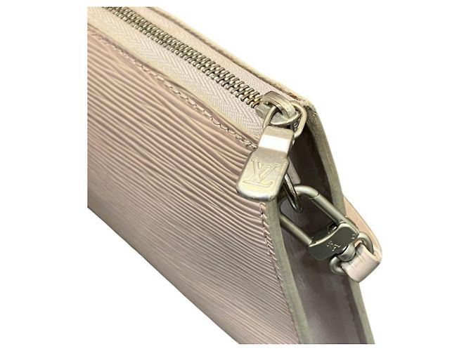 Bolso Louis Vuitton Epi Pochette Accessoires - vista 6