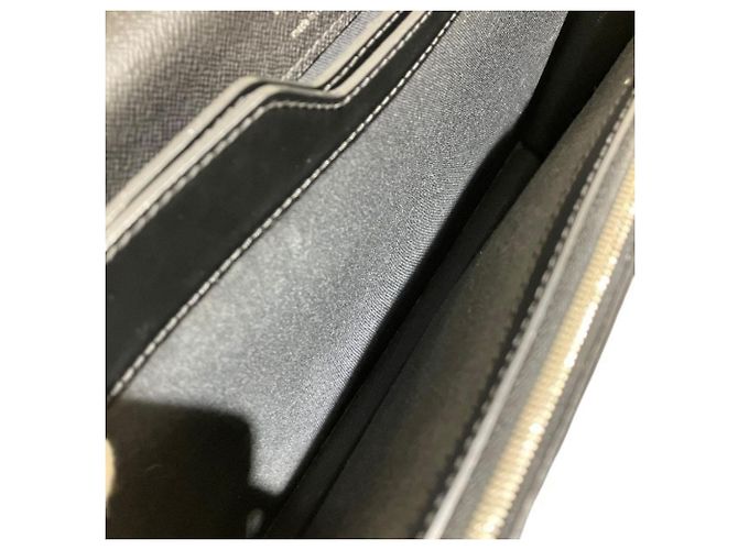 Borsa Louis Vuitton Epi Robusto 2 Nero - vista 6