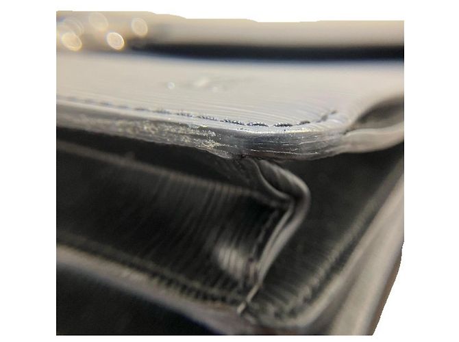Borsa Louis Vuitton Epi Robusto 2 Nero - vista 8