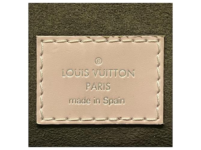 Borsa Louis Vuitton Cluny BB Rosa - vista 4