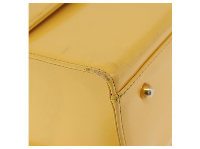 Borsa a mano Gianni Versace Vanity in pelle Giallo Oro Autentica BA12828 D'oro - vista 8