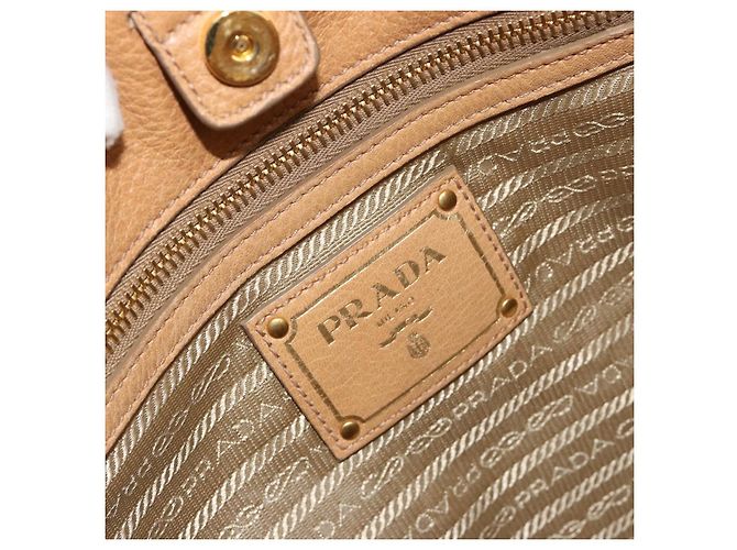 Borsa a Spalla PRADA in Pelle Beige Oro Auth ka4438A D'oro - vista 21