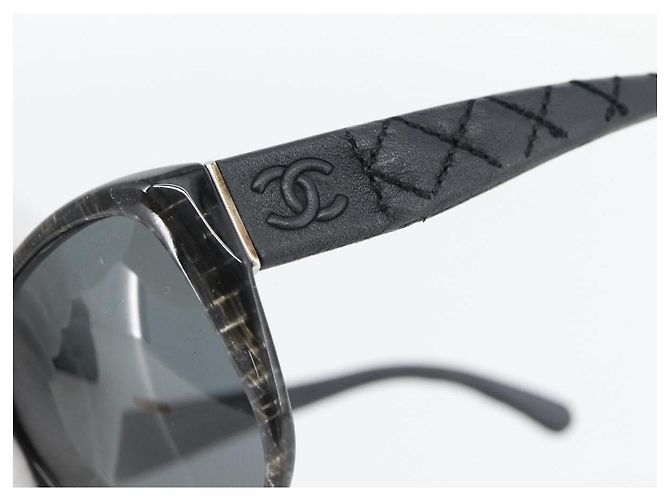 Occhiali da sole CHANEL Matelasse in plastica e pelle di agnello nera CC Auth BA12975M Nero - vista 6