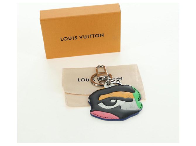 LOUIS VUITTON Monogram LV Portrait Charm M01402 LV Auth 161337M Monogramma - vista 12