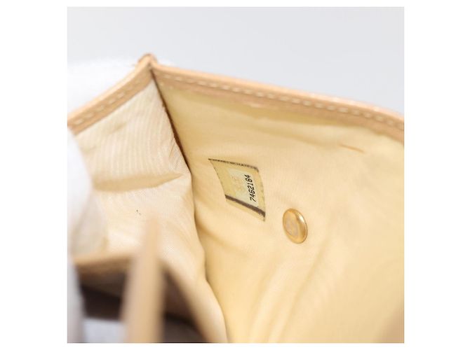 Cartera Trifold CHANEL de cuero Beige Gold CC Auth BA12653 Dorado - vista 12