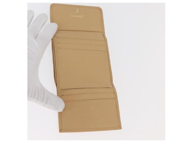 Cartera Trifold CHANEL de cuero Beige Gold CC Auth BA12653 Dorado - vista 8