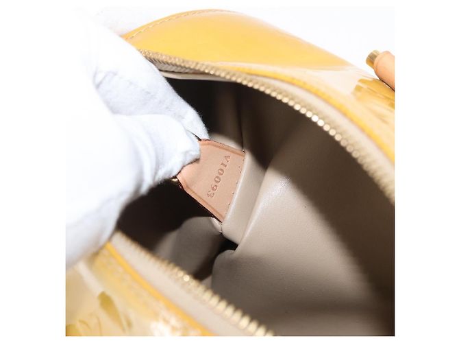LOUIS VUITTON Monogram Vernis Bedford Hand Bag Beige M91006 LV Auth 180618 - vista 12