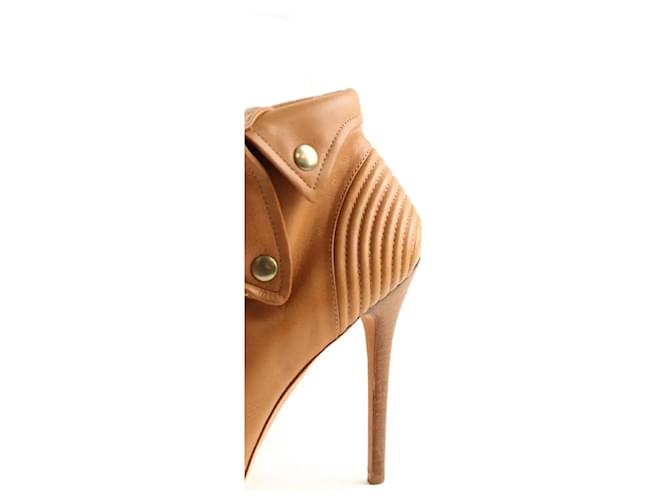 Alexander Mcqueen Tacchi camel Cammello - vista 4